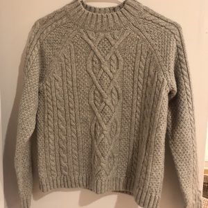 Abercrombie & Fitch cable knit sweater